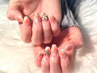 ネイル hohomi .のネイルデザイン