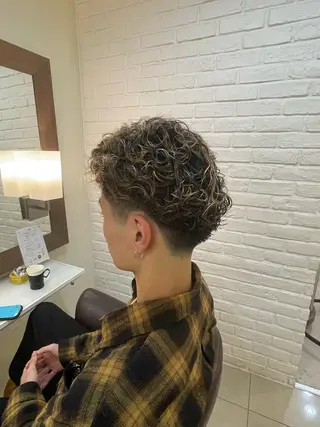 パーマ メンズ 辻野 光希のヘアスタイル