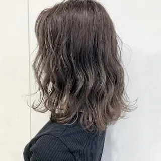 ミディアム カラー ケアブリーチ 坪井佑樹のヘアスタイル
