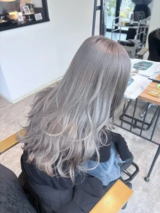ロング STRAAL所属・カラーモデル🩷 ゆうかのヘアスタイル