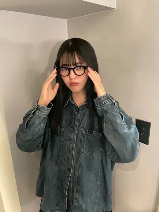 カラー ミルクティーベージュ ブリーチ🖤サヤカのヘアスタイル