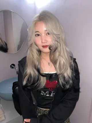 ロング カラー qulim所属・櫻井 はるなのヘアスタイル