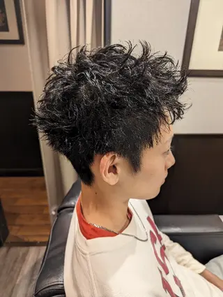 ショート パーマ LAVIE the BARBER所属・徒歩5分ビジネスマン カット👦🏻うしだのヘアスタイル