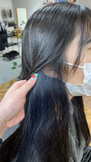 カラー 今井 凜のヘアスタイル