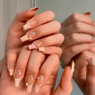 ネイル す すのネイルデザイン