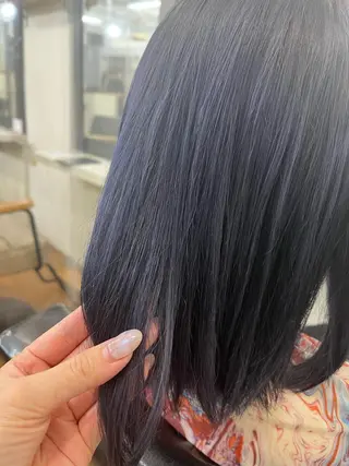 カラー 香野 優子のヘアスタイル