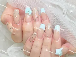 ネイル 🌻 Momoko_のネイルデザイン