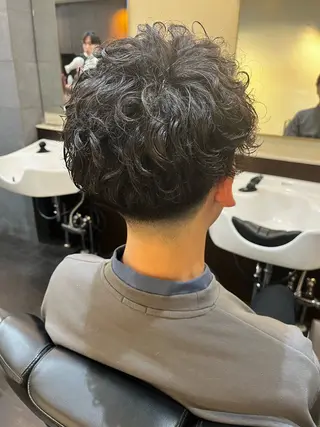 ショート パーマ メンズ KEEN creative hair所属・メンズカット 重松のヘアスタイル