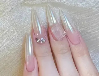 ネイル ✨Nora💫 ワンホンネイルのネイルデザイン