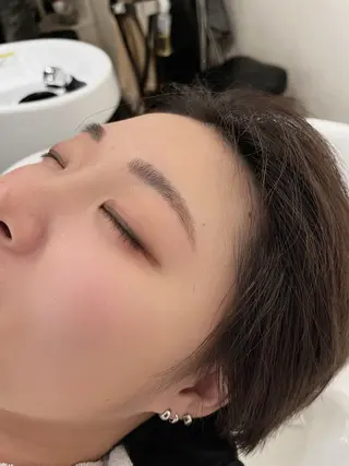 アイブロウ ducca所属・ナガト カオリのヘアスタイル
