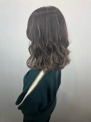 セミロング カラー 2nd所属・🤍2nd🤍田所 美希のヘアスタイル