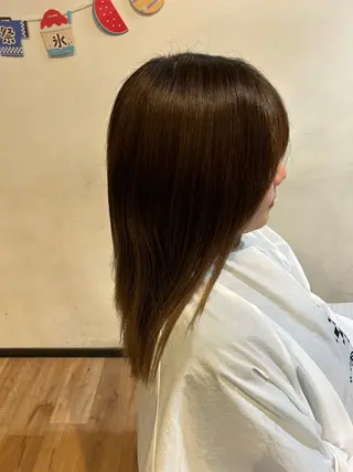 セミロング 巽 愛夏のヘアスタイル