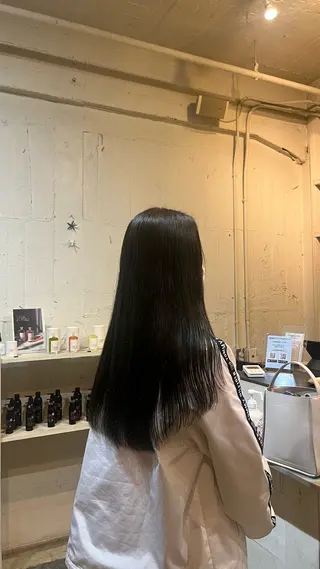 ロング カラー 三浦 ふたばのヘアスタイル