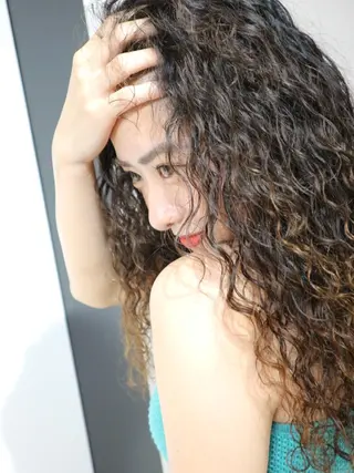 ロング パーマ 東風上 亮介のヘアスタイル