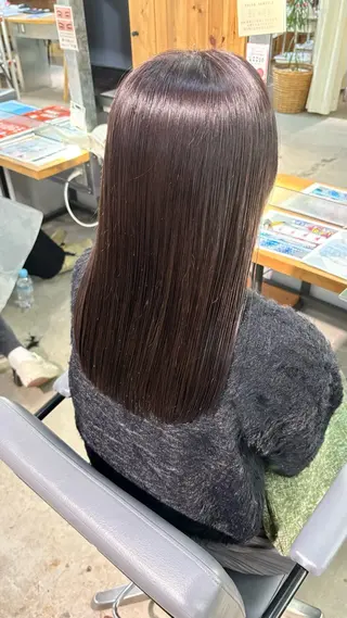ロング カラー 菊地 紗矢のヘアスタイル