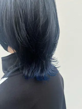 ミディアム メンズ ♱地雷カラー♱ウルフ ♱ 藍衣 ♱のヘアスタイル