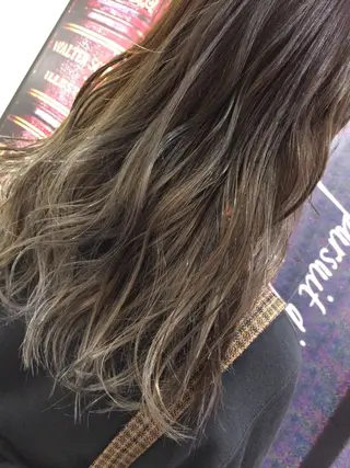 ロング カラー パーマ ヘアアレンジ Ma ruのヘアスタイル