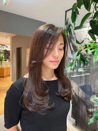 セミロング カラー uno pulir【ウノプリール】西梅田ハービスプラザ店所属・レイヤーモデル募集/ 梅田美容室のヘアスタイル