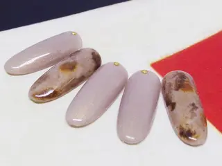 ネイル ティーエヌ 金山駅東口店のネイルデザイン