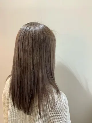 セミロング カラー ハイトーンカラー 🦋yuri🦋のヘアスタイル