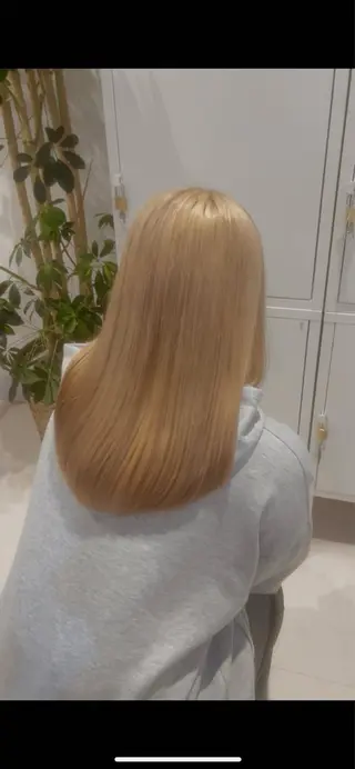 カラー ニトウ レイナ🌺🌴🐠のヘアスタイル