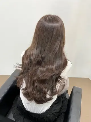 ロング カラー 🍃ユウミ/大阪 梅田/ナチュラル🍃のヘアスタイル