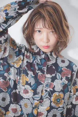 ミディアム 岩崎 秀之のヘアスタイル