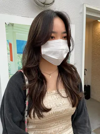 ロング カラー 平 ちひろのヘアスタイル