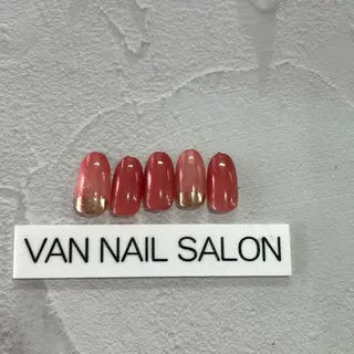 ネイル Van Nail Salonのネイルデザイン
