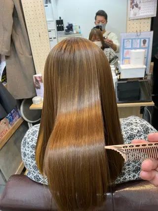 セミロング SHILK所属・板本 光幸のヘアスタイル