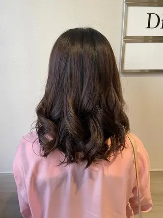 セミロング 倉地 更彩のヘアスタイル