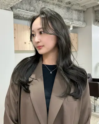 ロング カラー 透明感No.1✨韓国 ヘア／ichikaのヘアスタイル