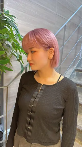 ショート カラー 新宿/ハイトーン/ レイヤー/サカキのヘアスタイル