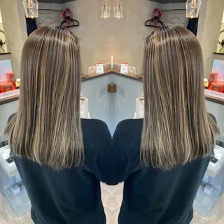 セミロング カラー RIENSリエンス ✂️木村康二✂️のヘアスタイル