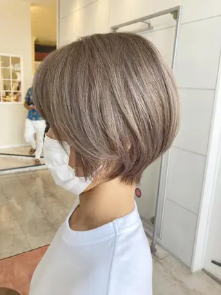 ショート カラー ヘアアレンジ シアーベージュニスト 🥣大石亜里紗のヘアスタイル
