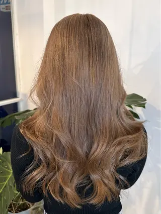 ロング カラー peakshair所属・艶々になる髪質改善 𝒀𝑼𝑻𝑶のヘアスタイル