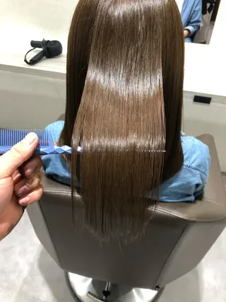 ロング カラー ムトウセイマ/艶髪 /艶ケアWブリーチのヘアスタイル