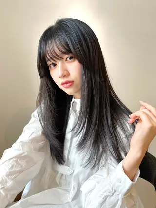 ロング カラー パーマ 🫧小顔×似合わせ× 透明感カラー🫧のヘアスタイル