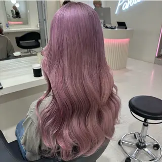 ロング ️🫧 AINE 🫧ハイトーンカラーのヘアスタイル