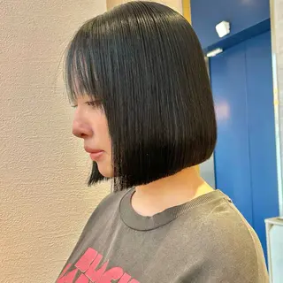 ミディアム カラー 髪質改善【縮毛矯正】 美髪ボブを量産する人のヘアスタイル