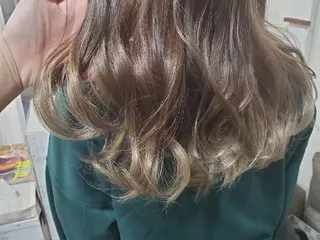 ロング ヘアアレンジ カラー See by merのマツエク・マツパデザイン