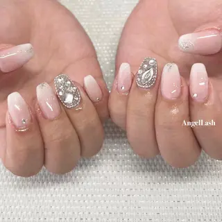 ネイル WASHLY所属・sakura 辻堂ニュアンスネイルのネイルデザイン