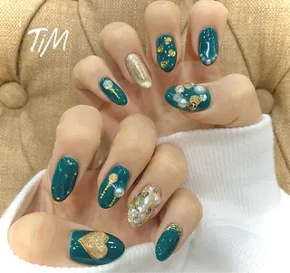 ネイル Beauty Studio TiM所属・TiM【ティム】 近鉄八尾店のマツエク・マツパデザイン