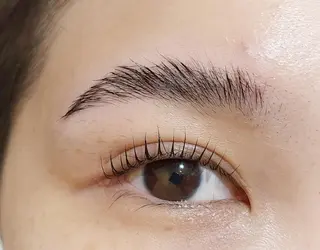 マツエク・マツパ アイブロウ 💜bora .のネイルデザイン