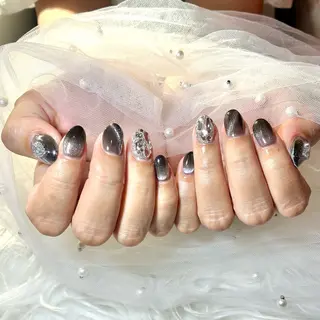 ネイル e-up by boss所属・e-up nail Arisaのネイルデザイン