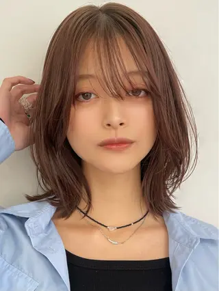 ミディアム 江上 京花のヘアスタイル