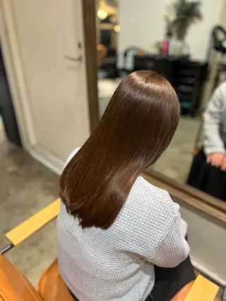 セミロング カラー パーソナル診断 髪質改善TRのヘアスタイル