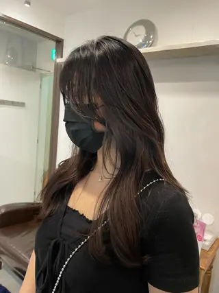 ロング mono.所属・南茨/ヘッドスパ /カット/momoのヘアスタイル