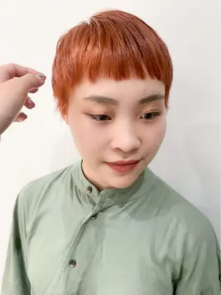 ショート nuu所属・💜ショート💜 ウルフ、ボブ二色亜美のヘアスタイル