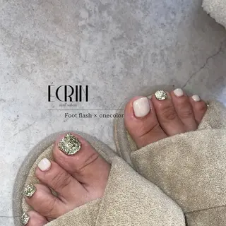 ショート écrin所属・kouno megumiのネイルデザイン